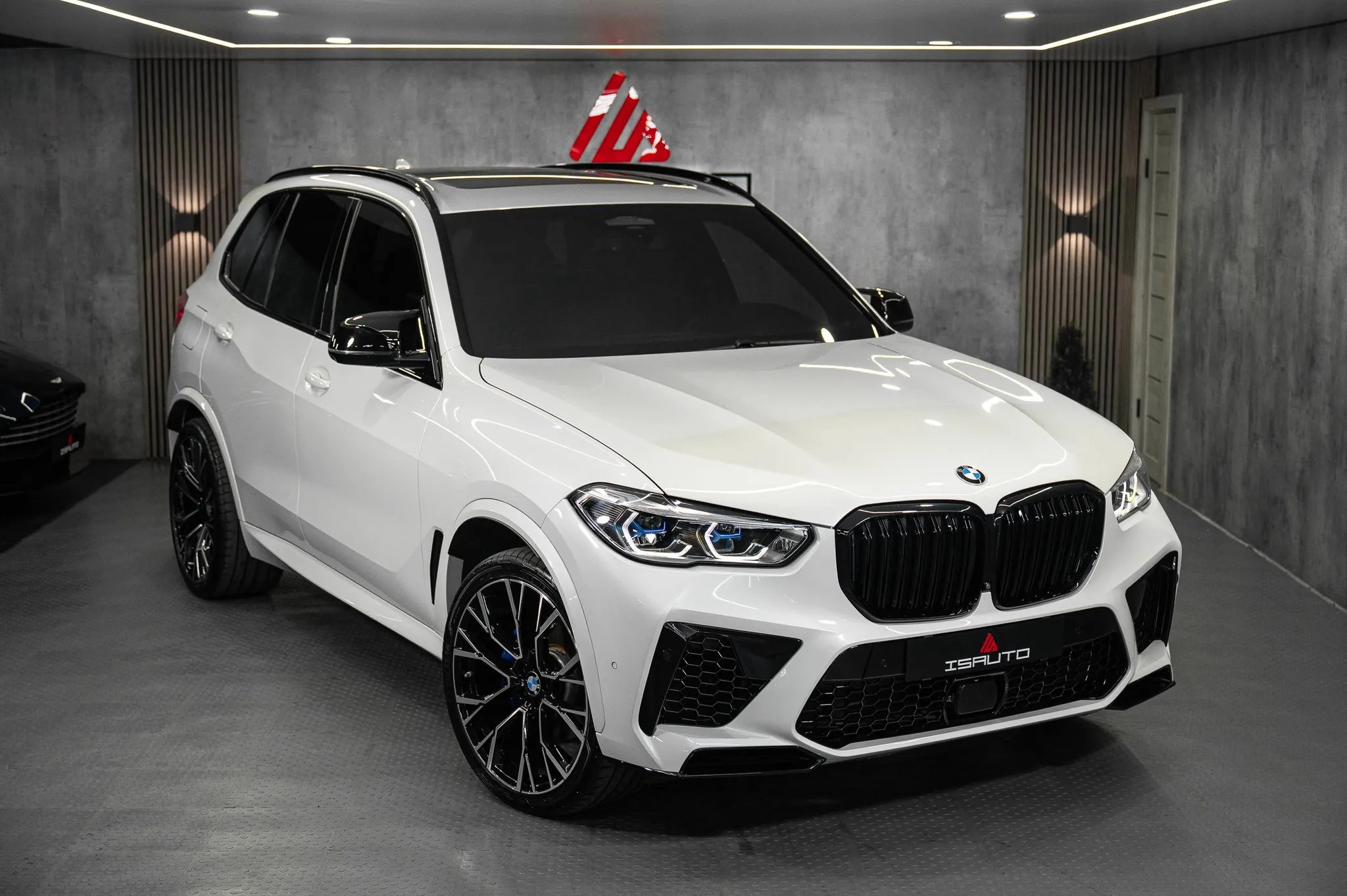 BMW X5 — фото 1