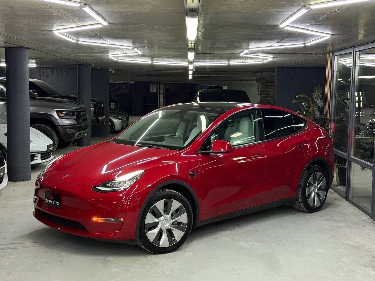 Tesla ModelY Long Range Dual Motor — фото 1