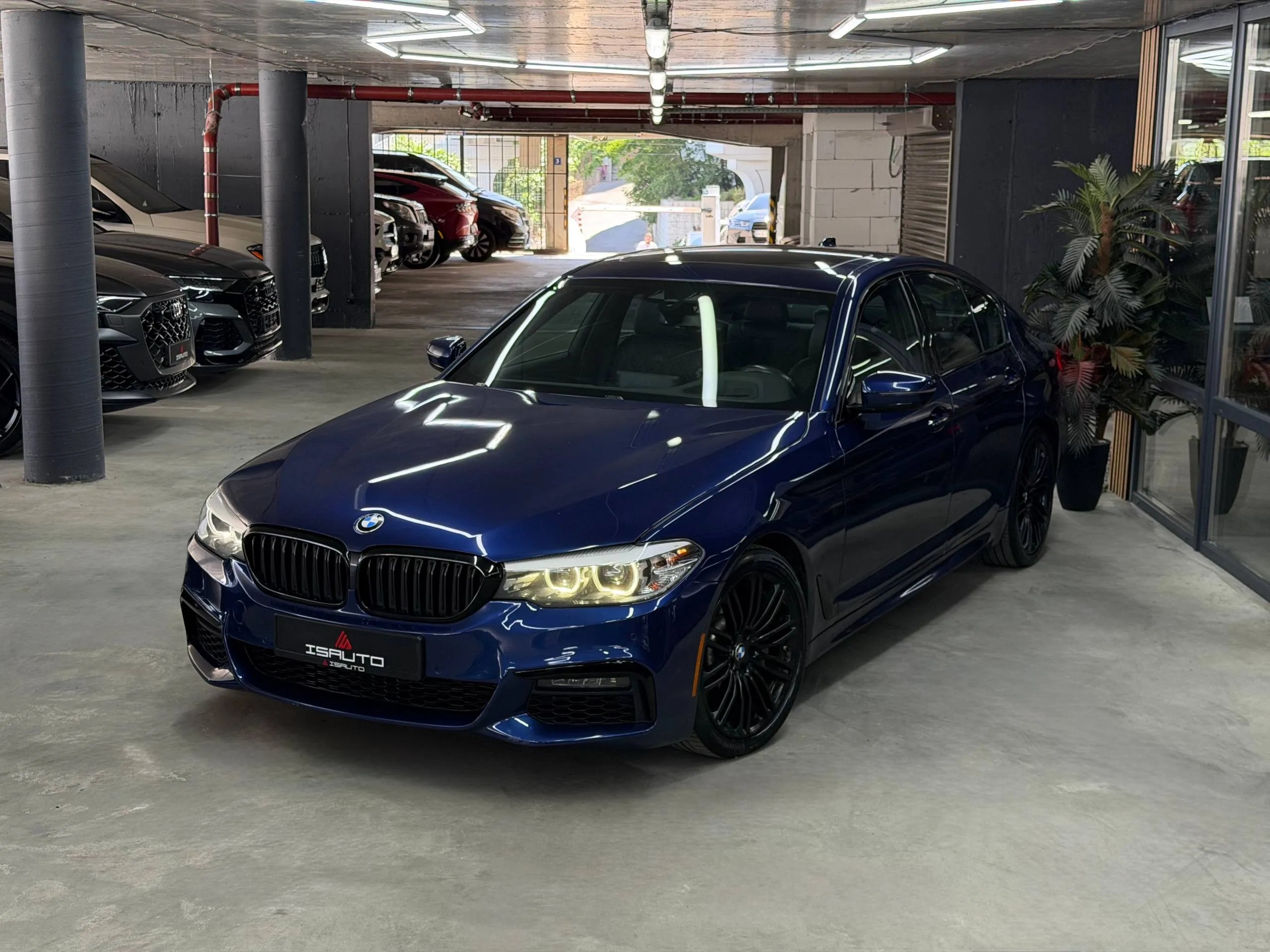 BMW 540i — фото 1