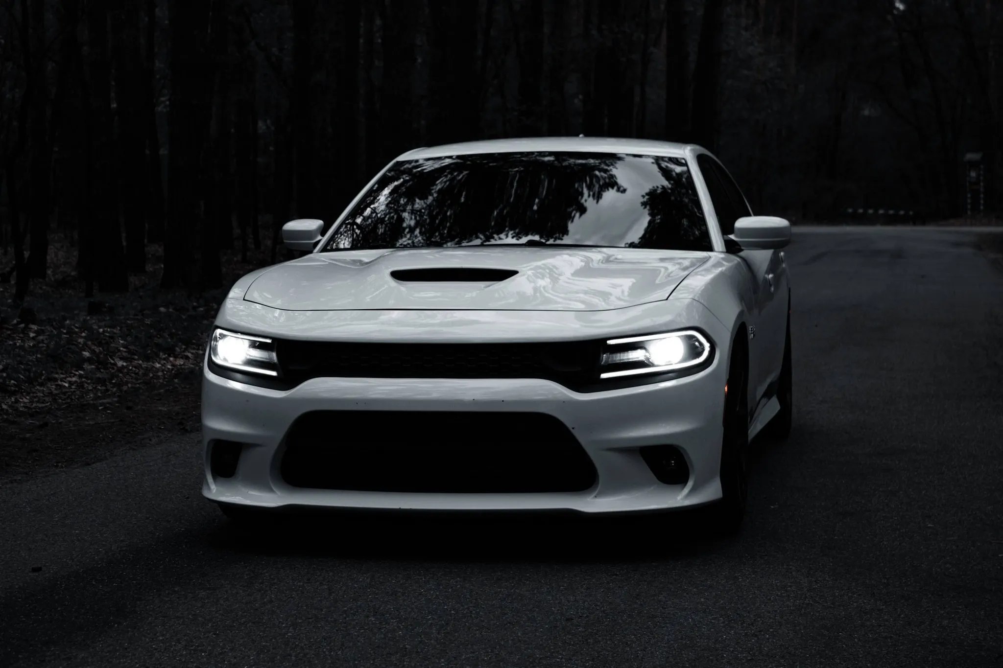 Dodge Charger — фото 1
