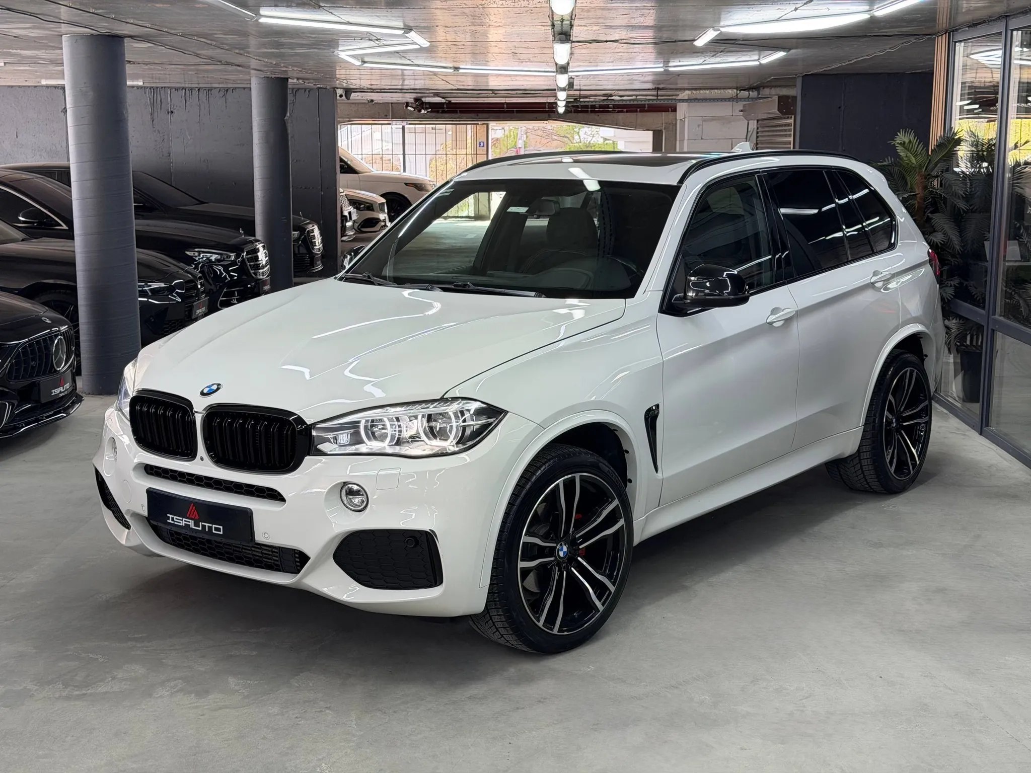 BMW X5 — фото 1