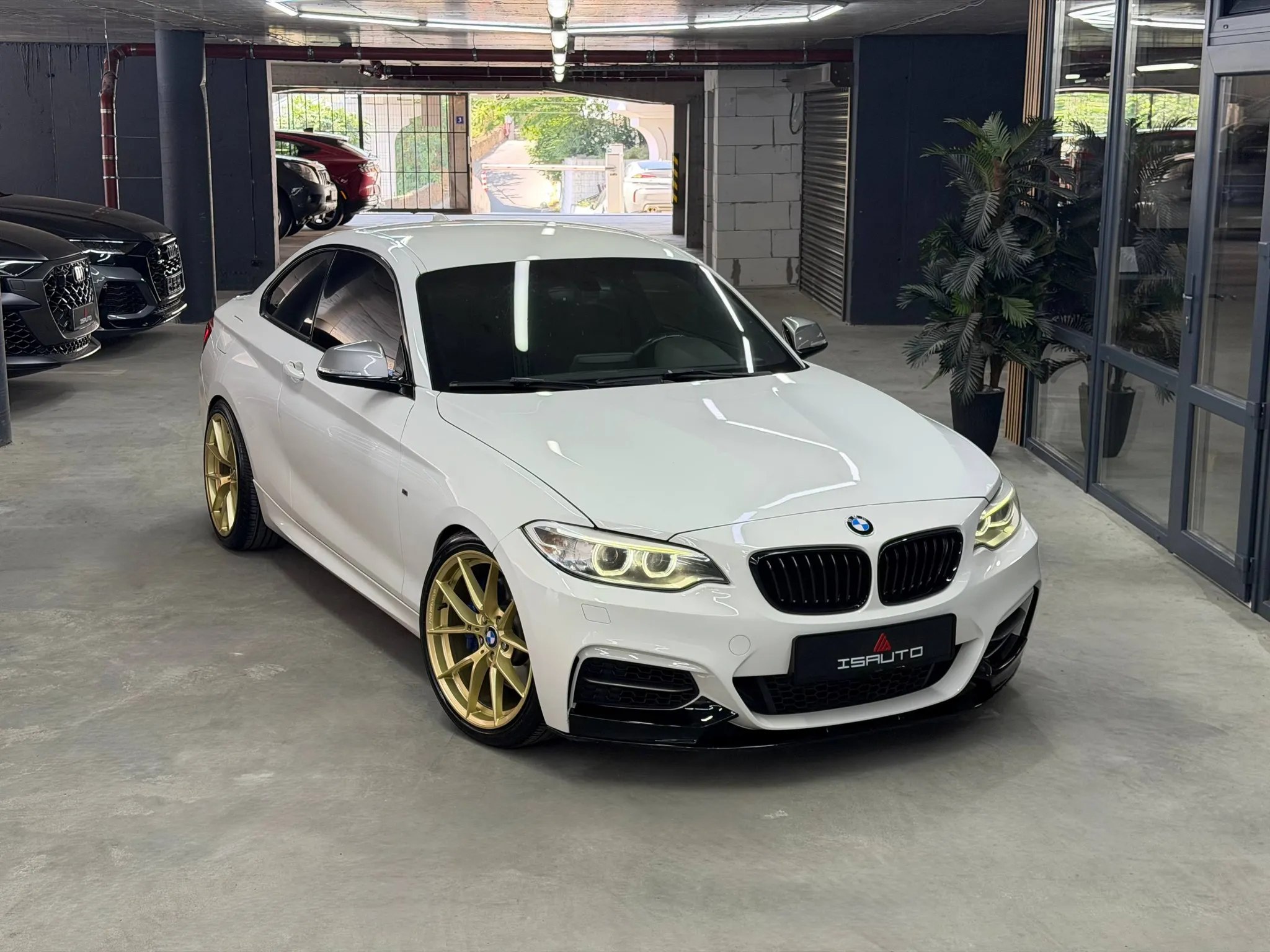 BMW 2Series M235i — фото 1