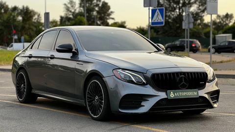 Mercedes-Benz E 300