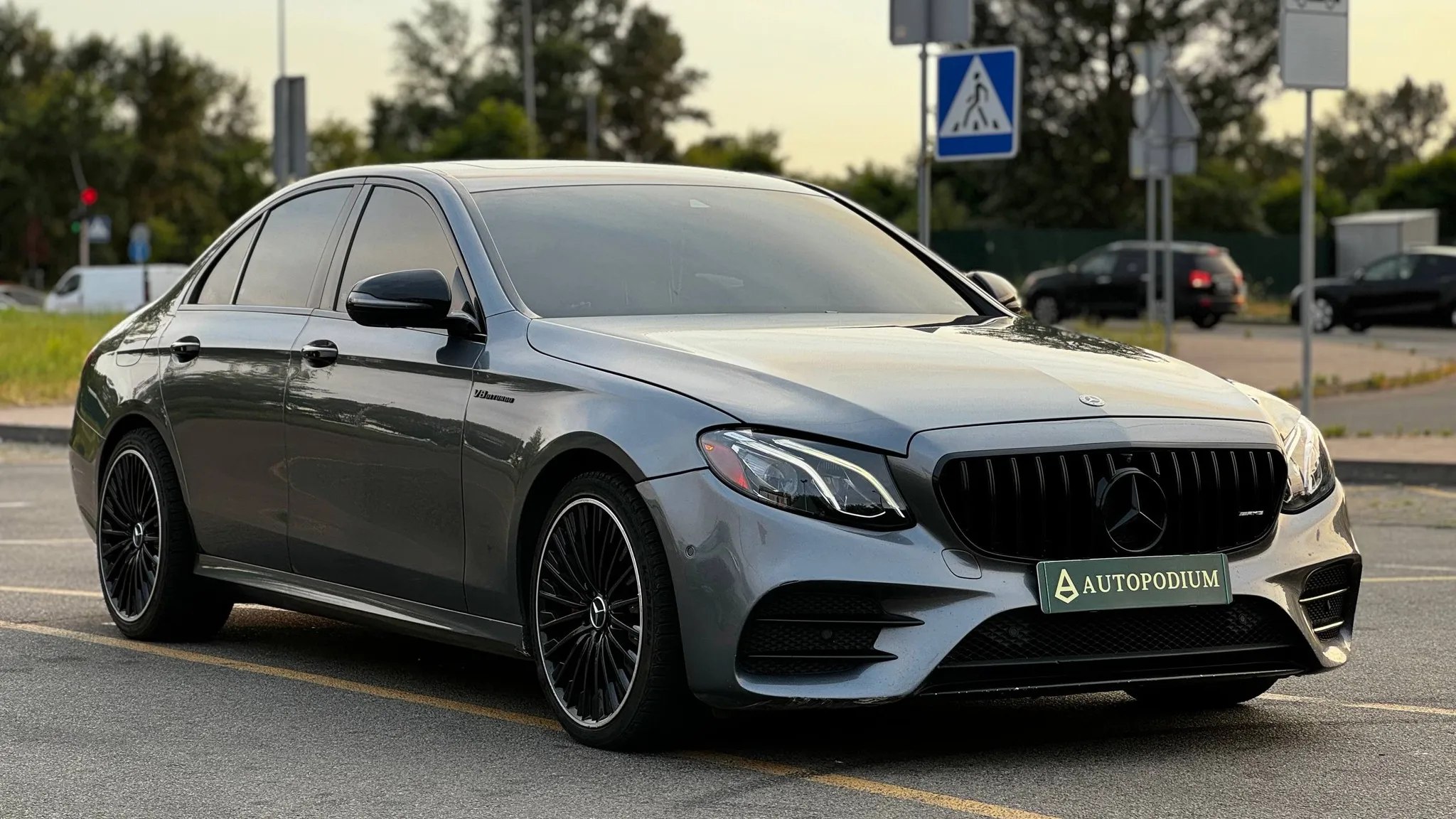 Mercedes-Benz E 300