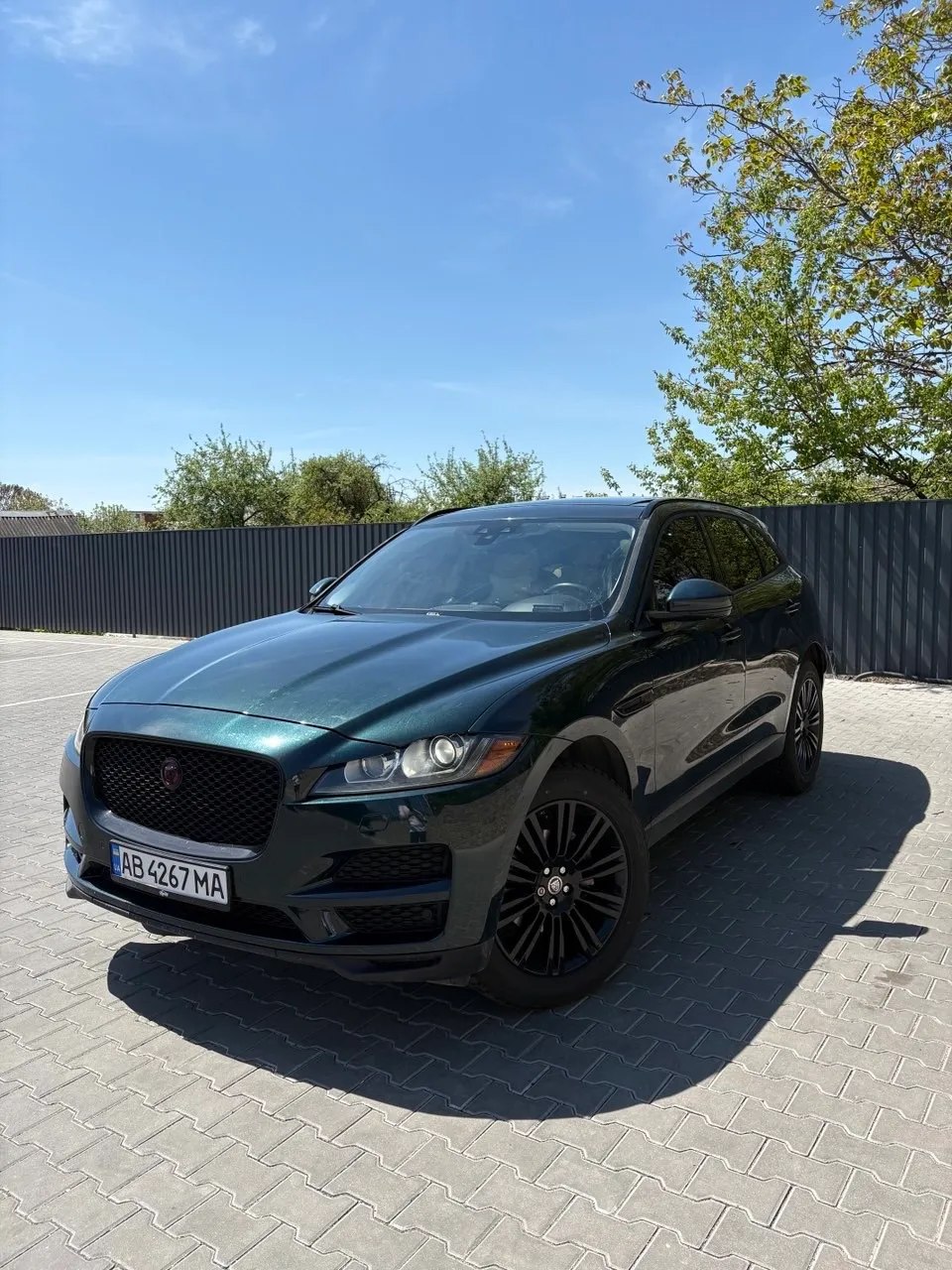 Jaguar F-PACE