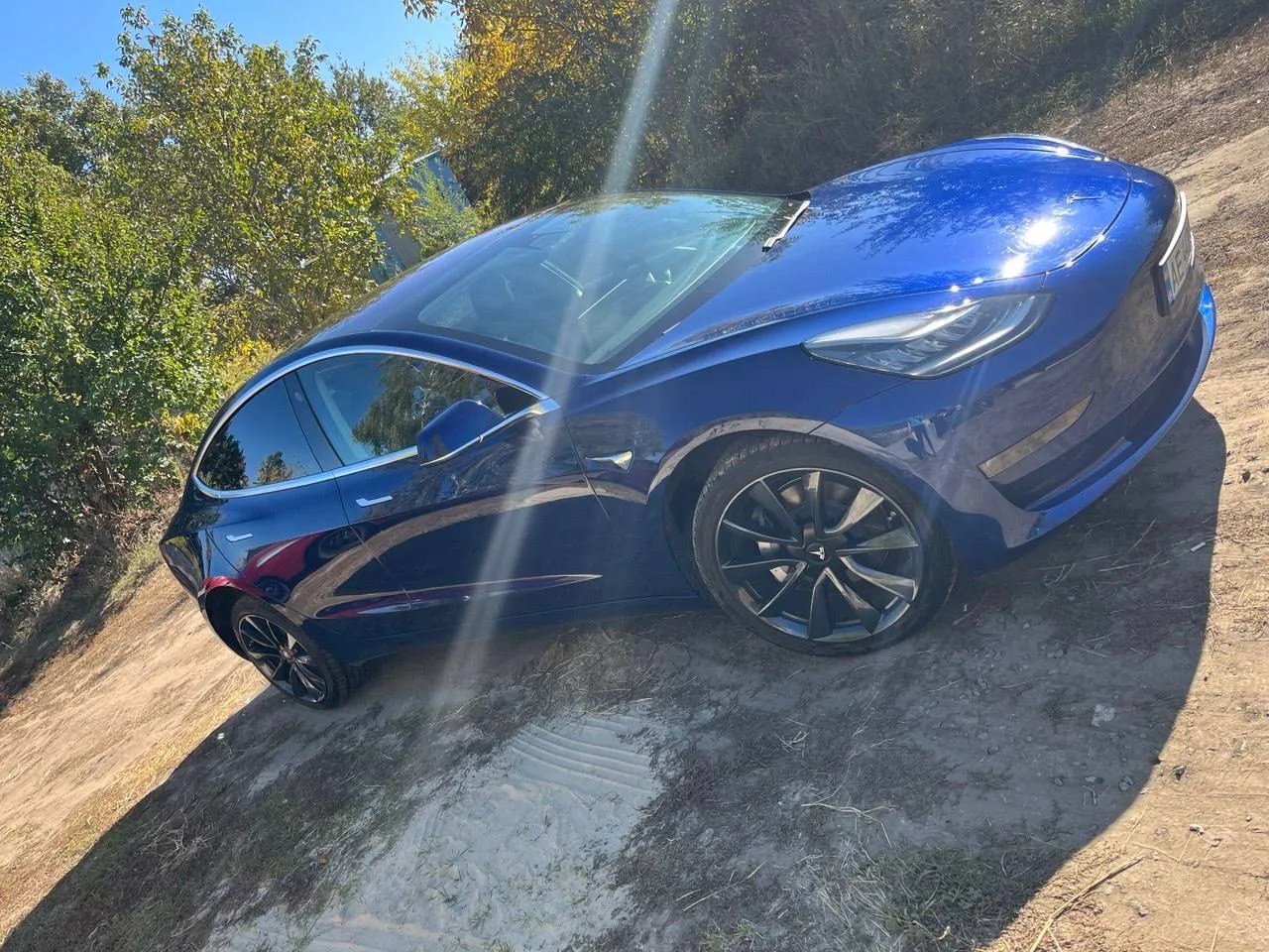 Tesla Model 3 — фото 1