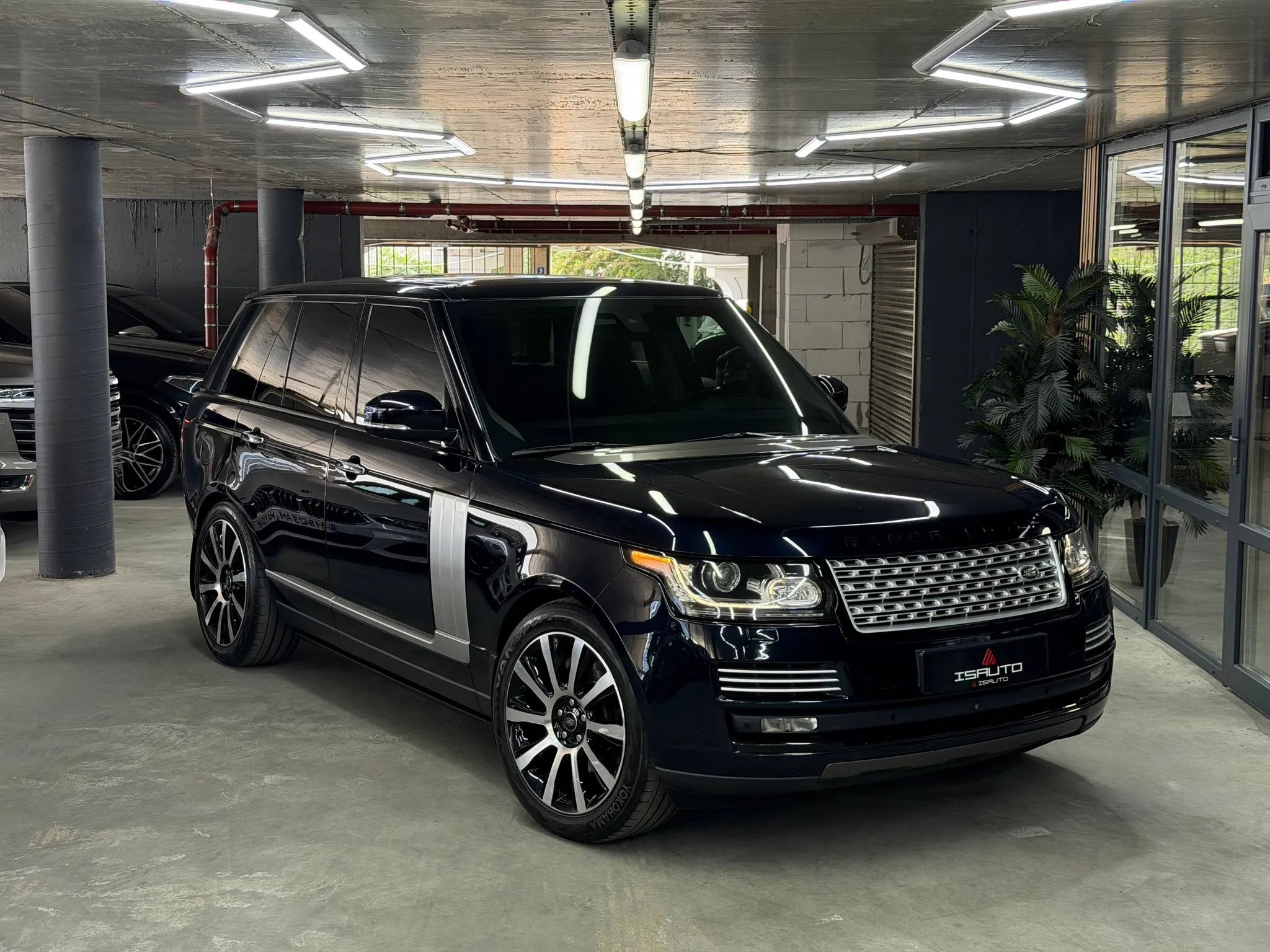 Land Rover Range Rover Vogue — фото 1