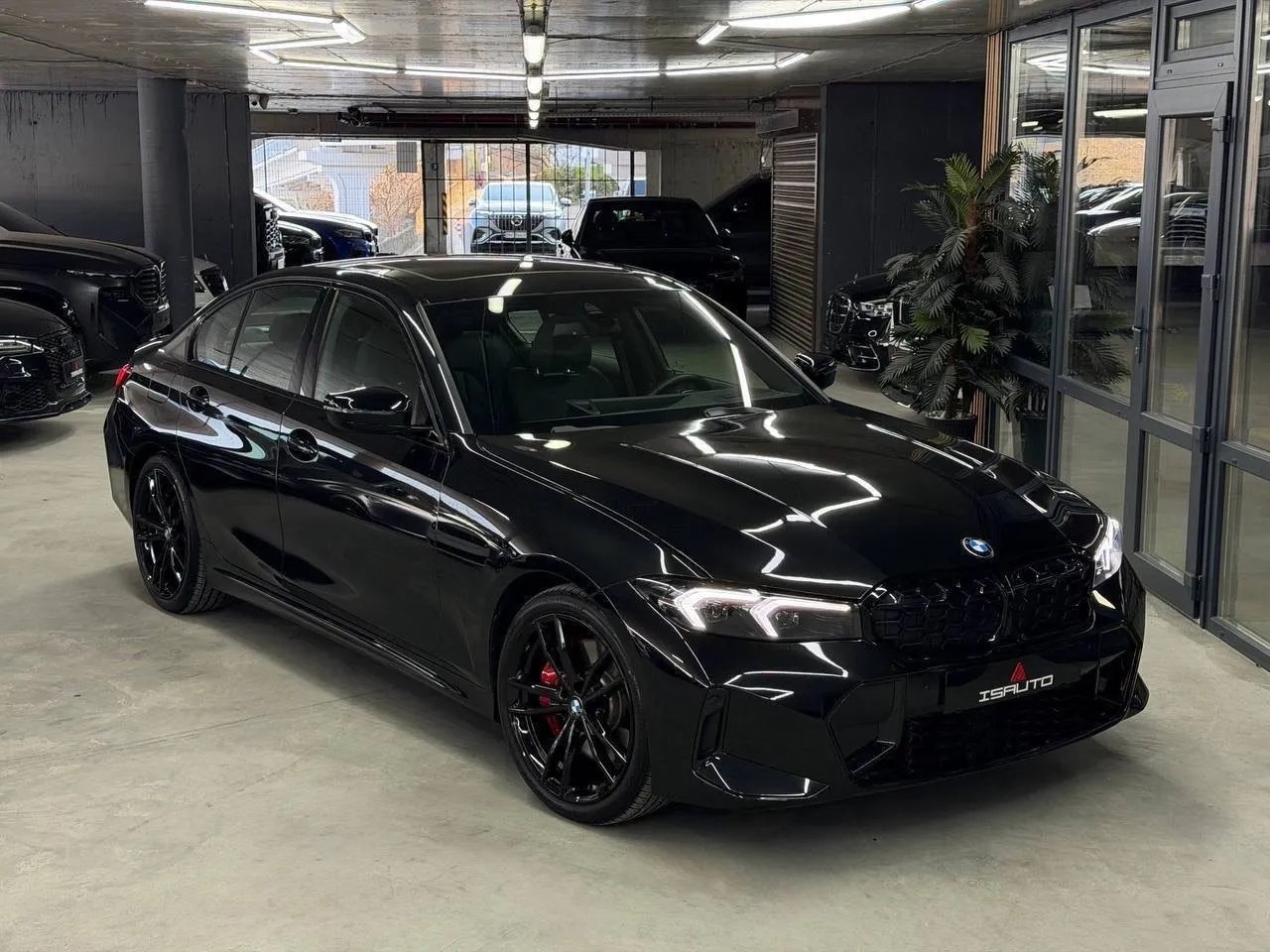 BMW 330i