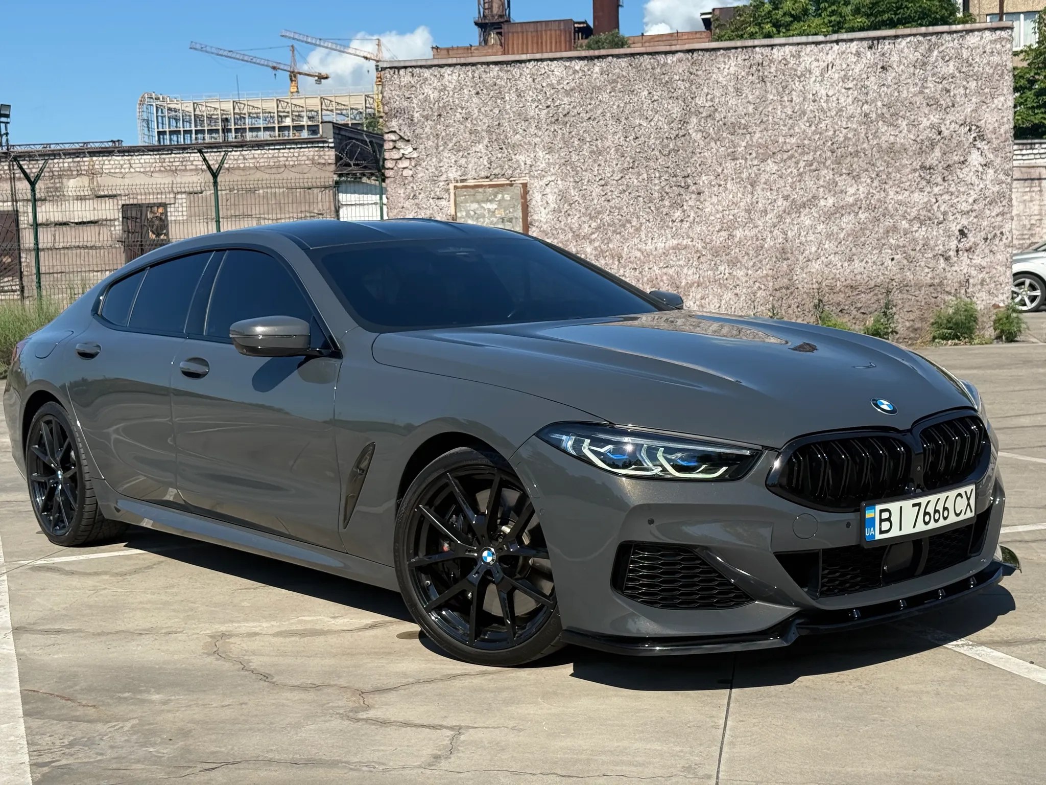 BMW M850i — фото 1