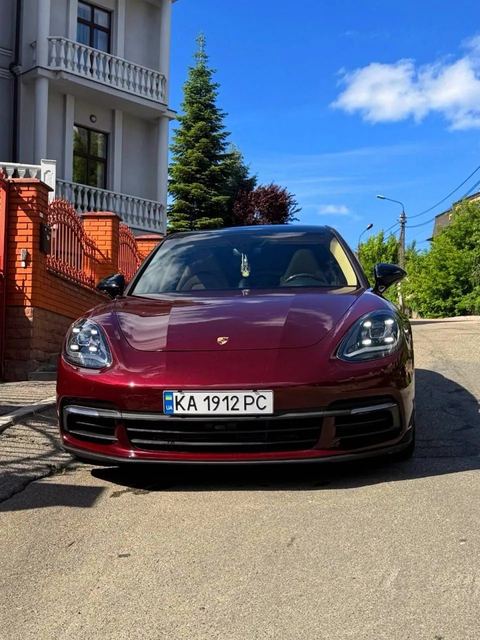 Porsche Panamera