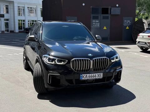 BMW X5 M50d