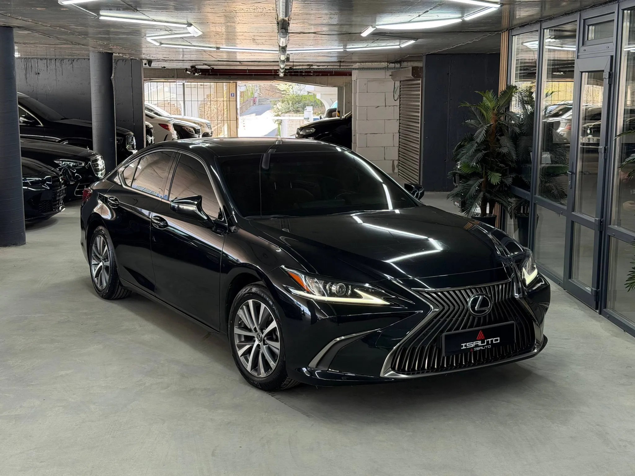 Lexus ES