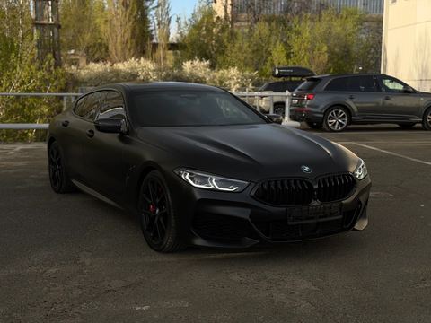 BMW M850i