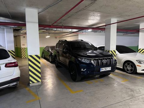 Toyota Land Cruiser 150