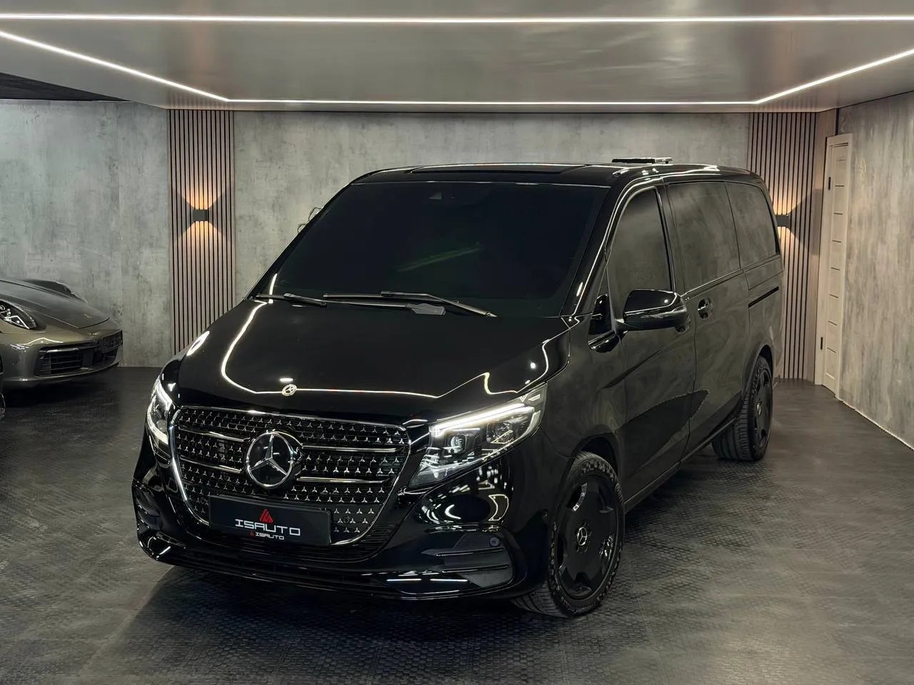 Mercedes-Benz V 300 D — фото 1