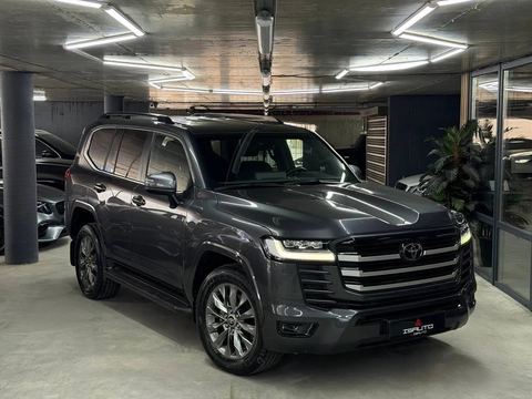 Toyota LandCruiser LC300