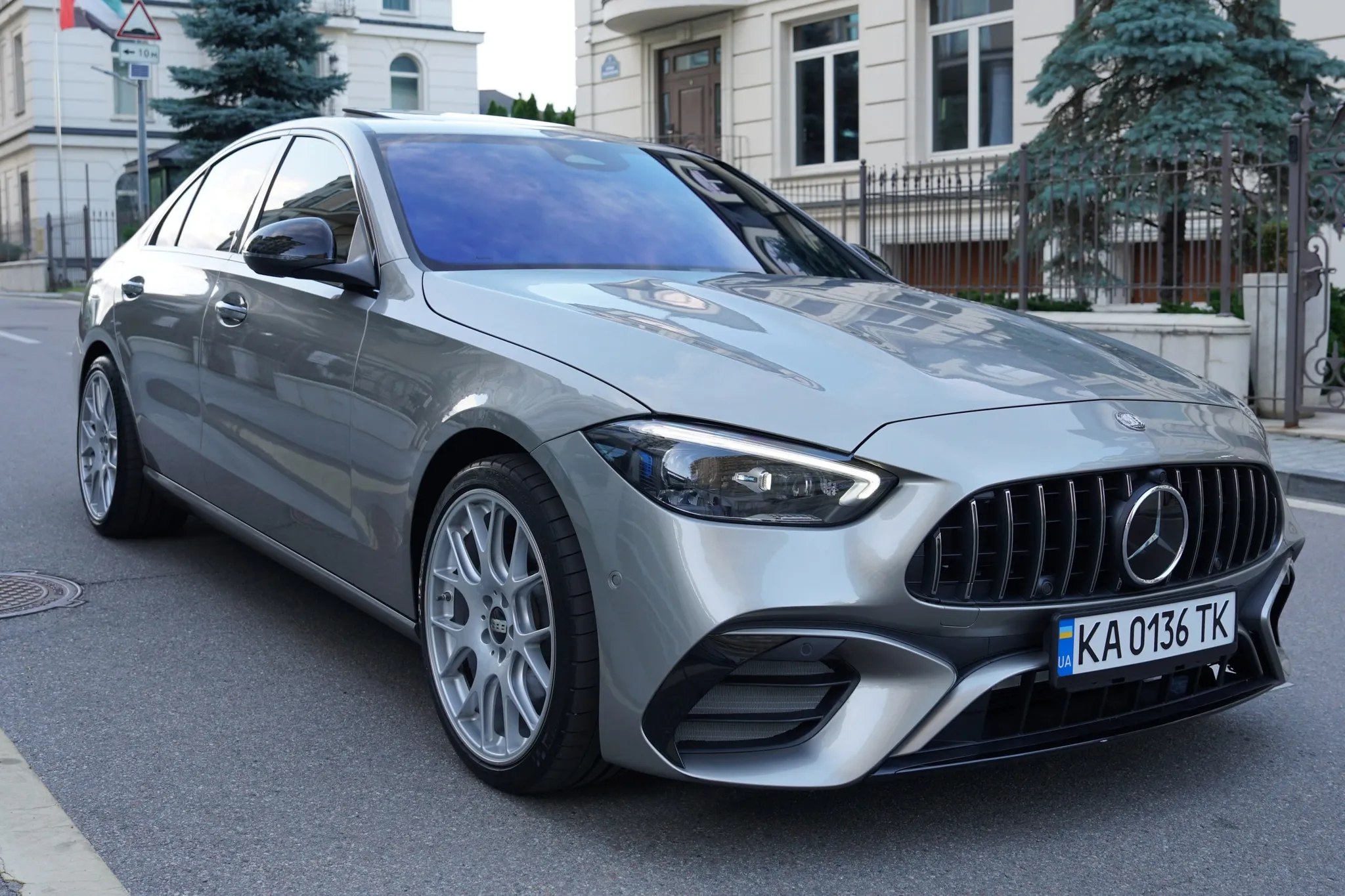 Mercedes-Benz CClass C300 — фото 1