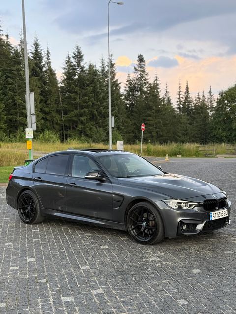 BMW 330i