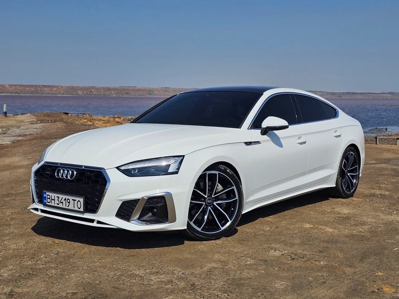 Audi A5 — фото 1
