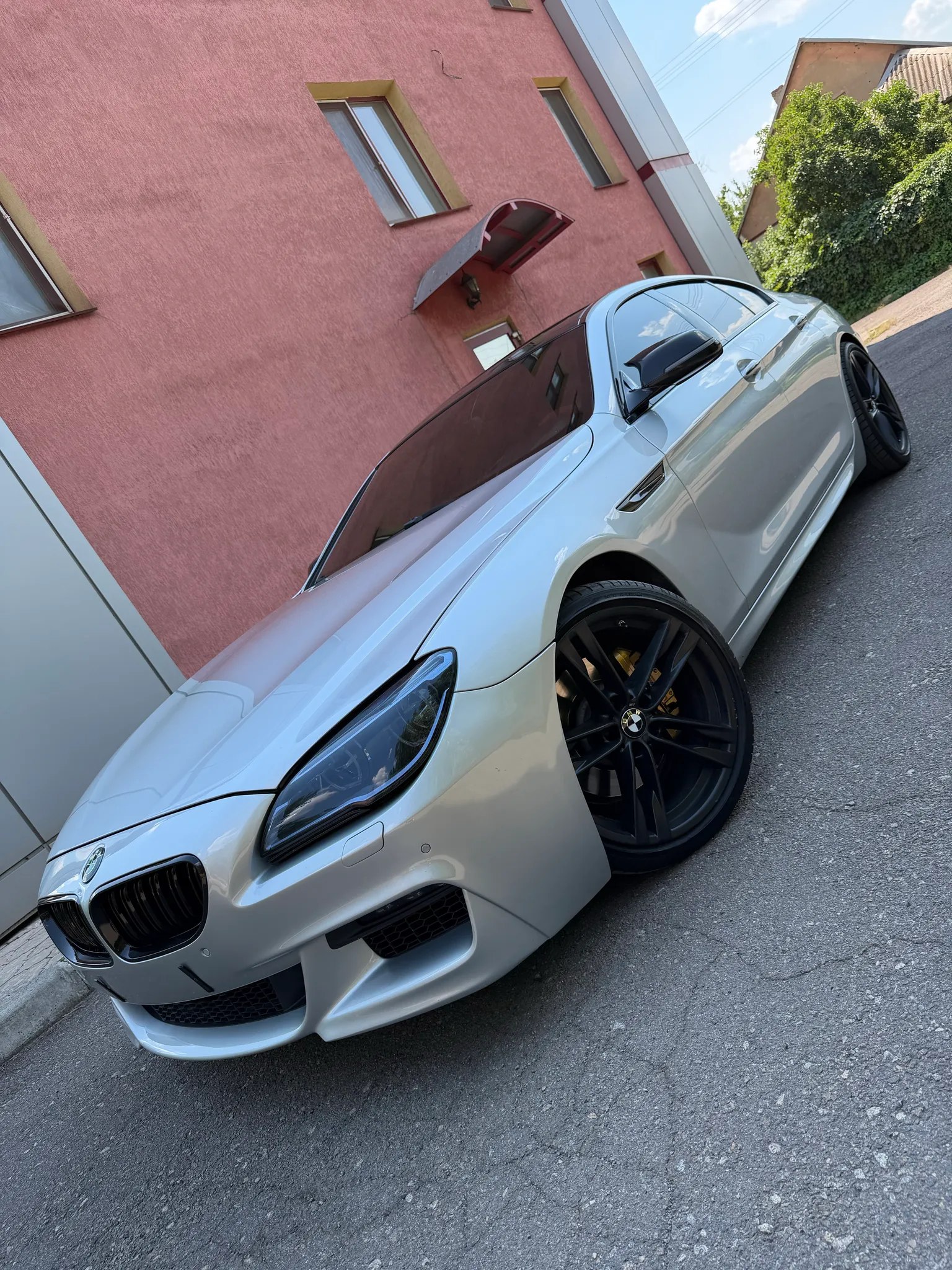 BMW 640i — фото 1