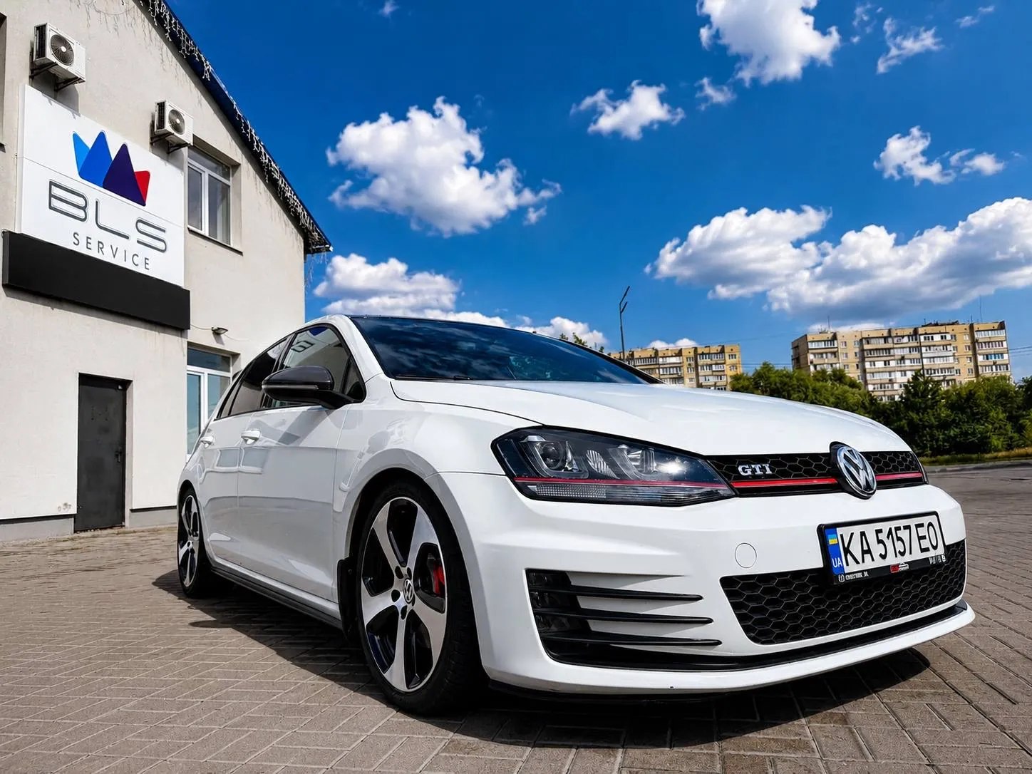 Volkswagen Golf Gti — фото 1