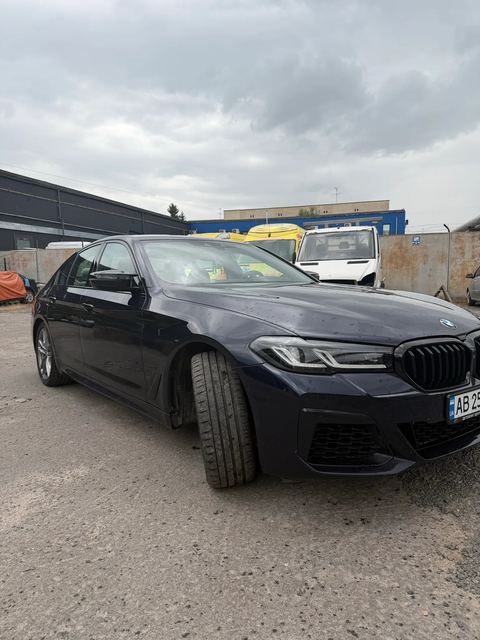 BMW 540i