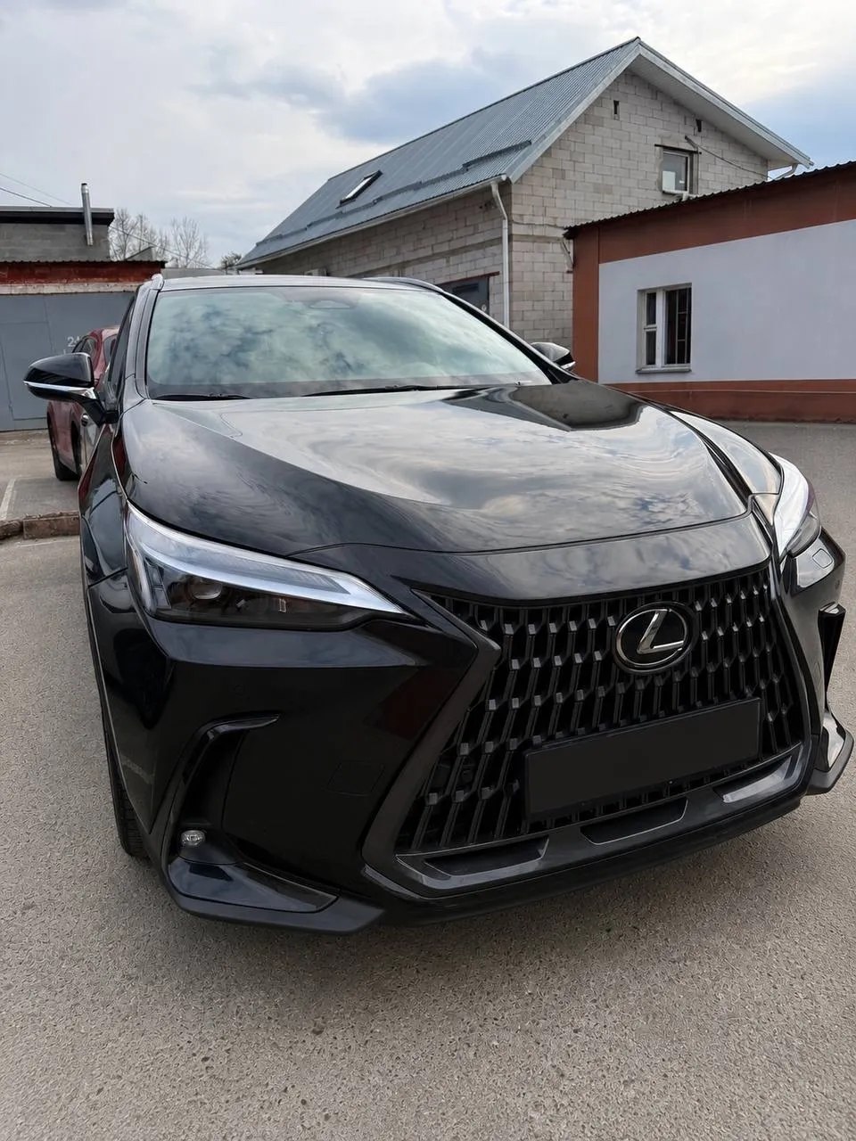 Lexus Nx 350 — фото 1