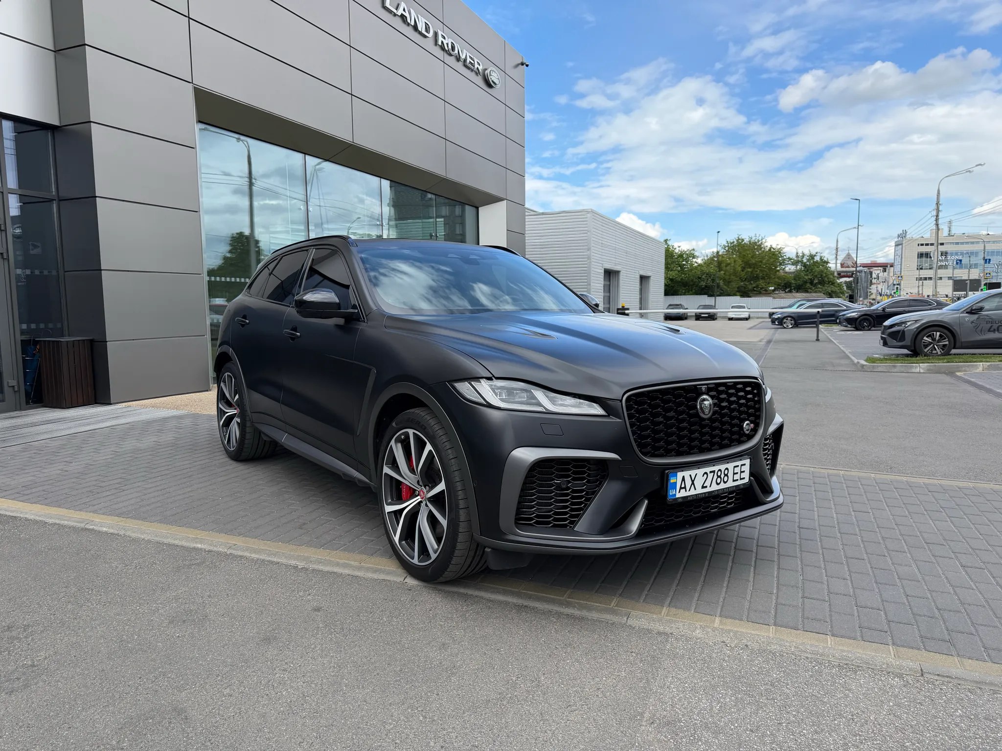 Jaguar FPace SVR — фото 1