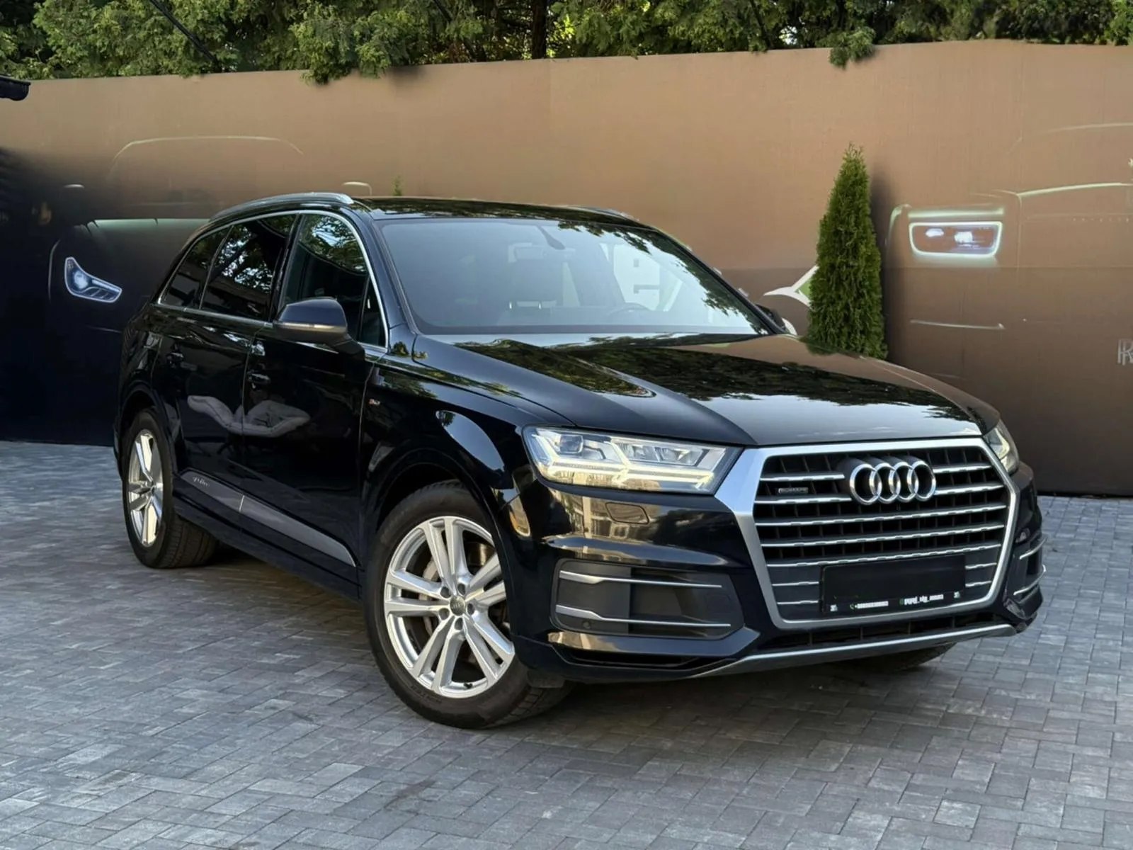 Audi Q7 3.0 TFSI S-Line — фото 1