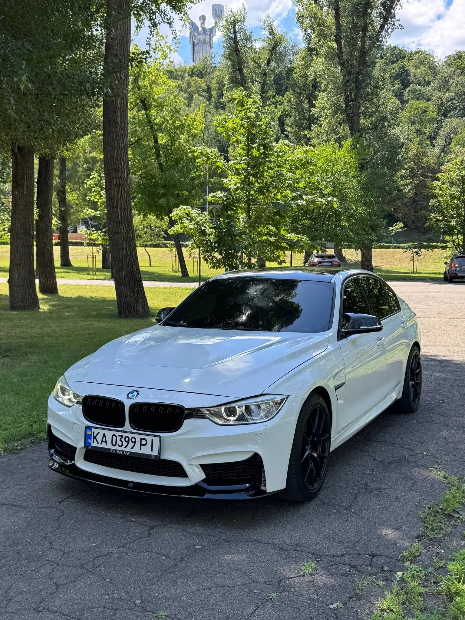 BMW 3Series 320d — фото 1