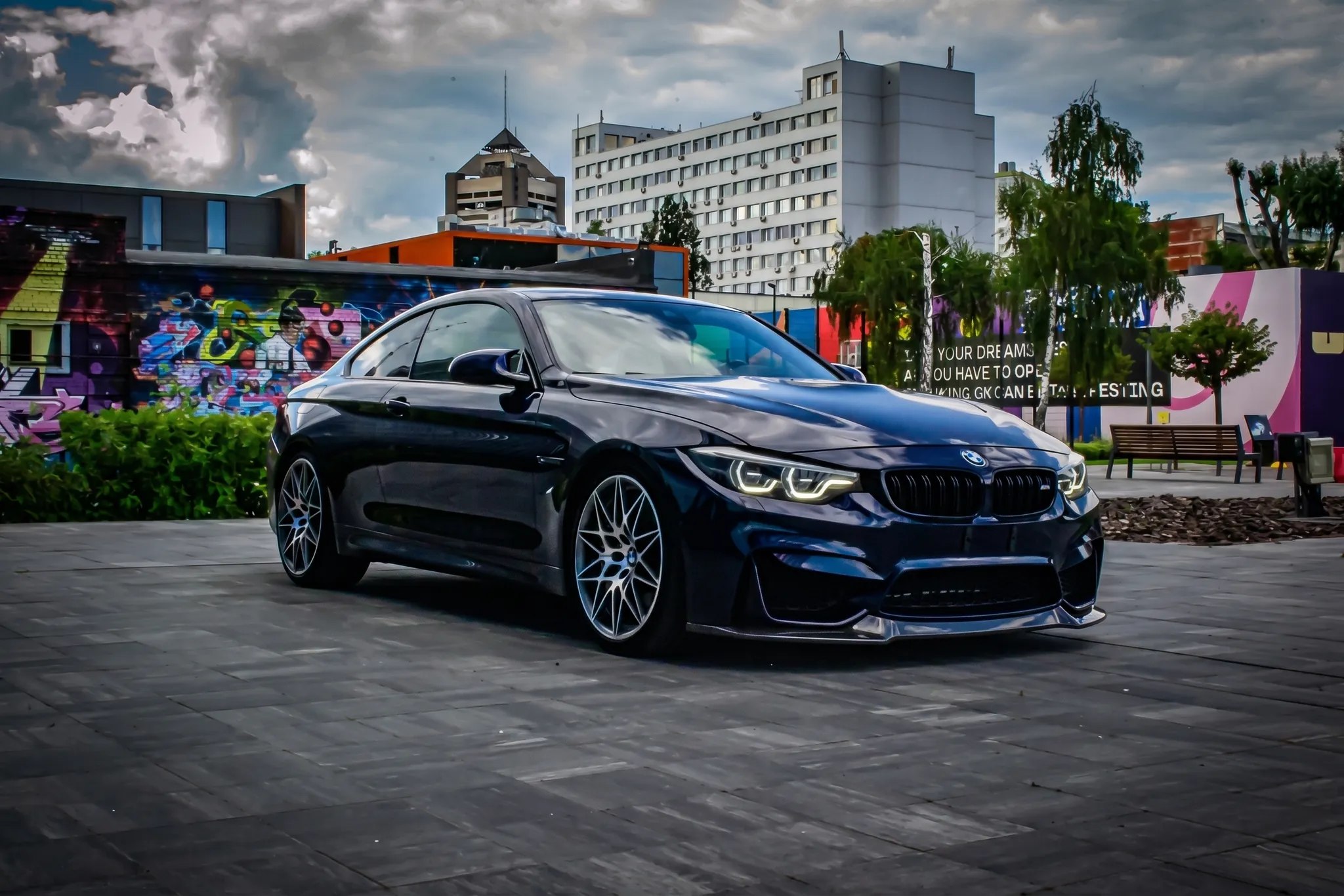 BMW M4 — фото 1