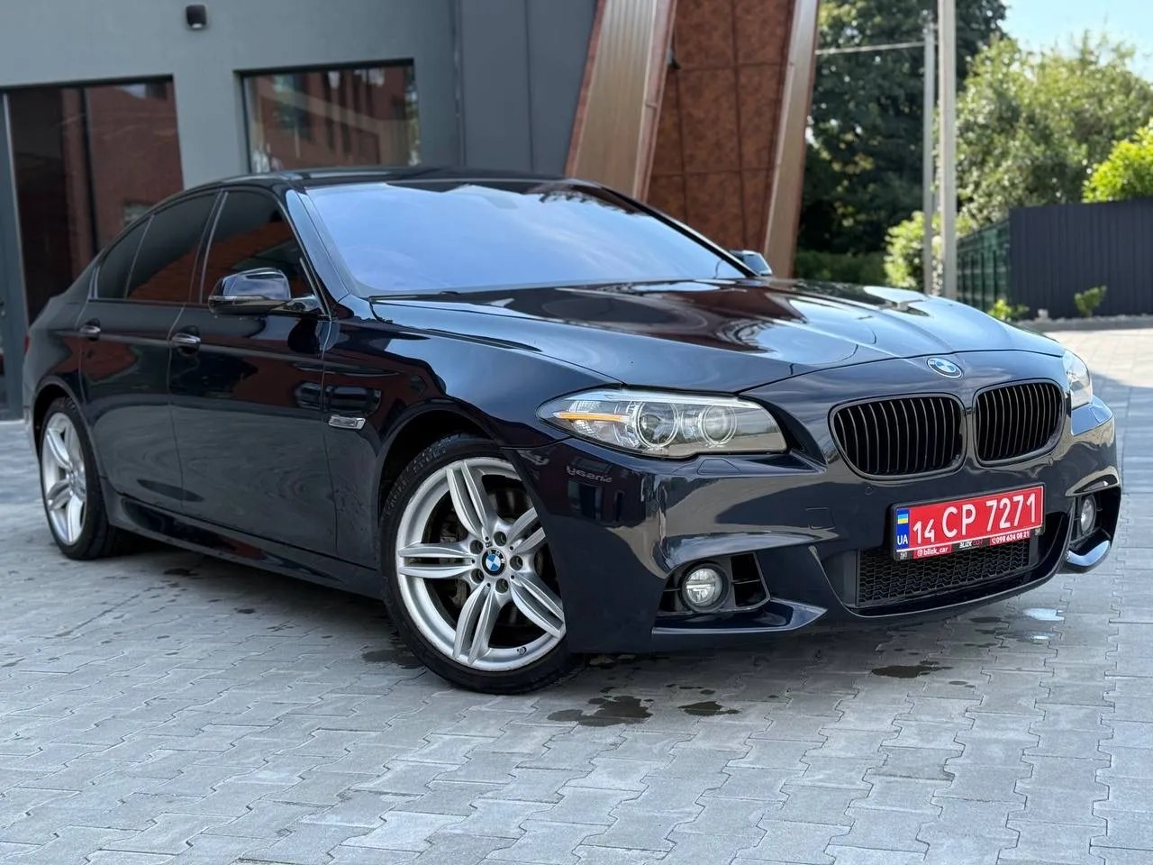 BMW 535i — фото 1