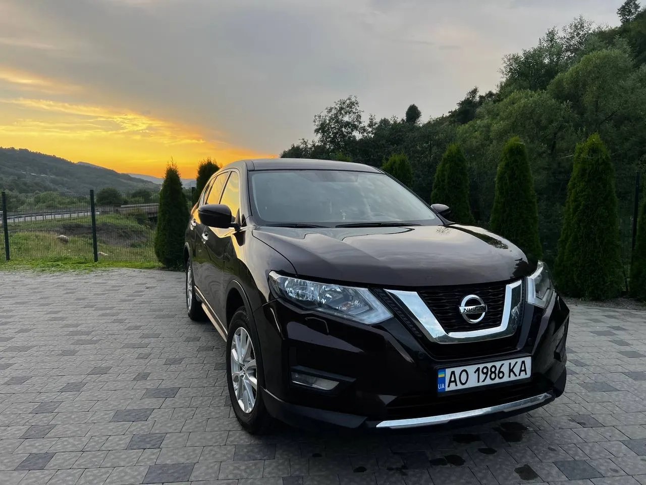 Nissan XTrail — фото 1
