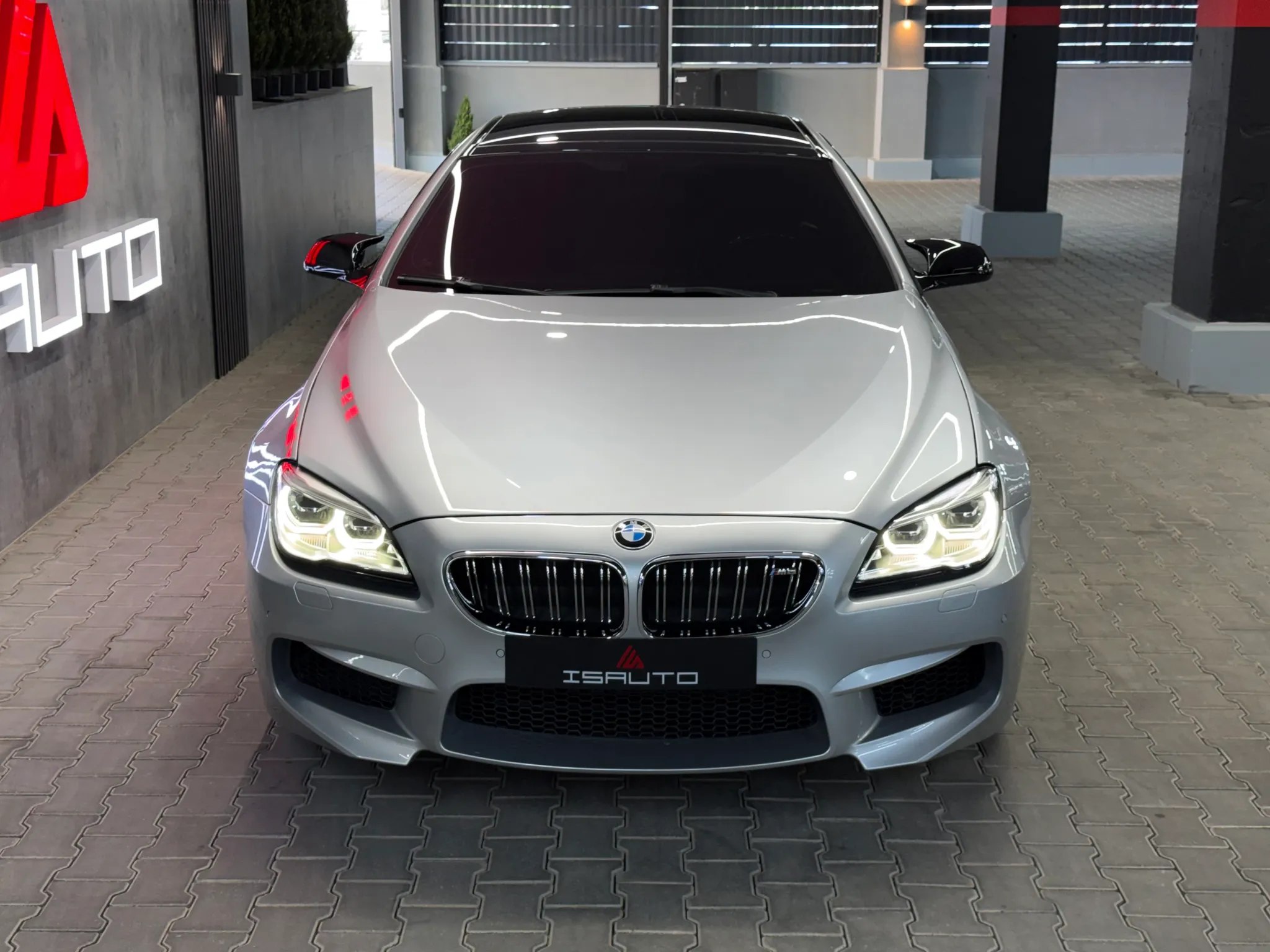 BMW 640i — фото 1