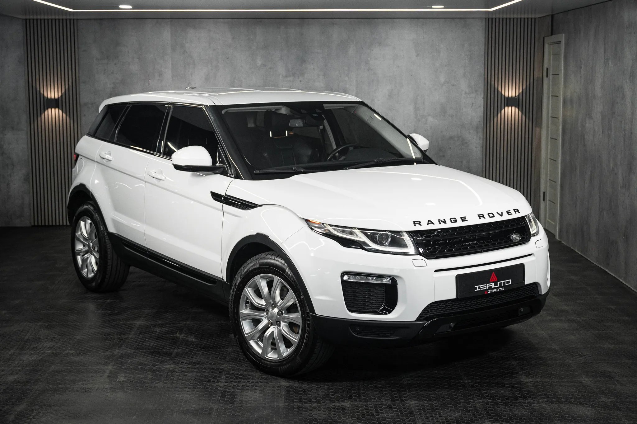 Land Rover RangeRoverEvoque — фото 1