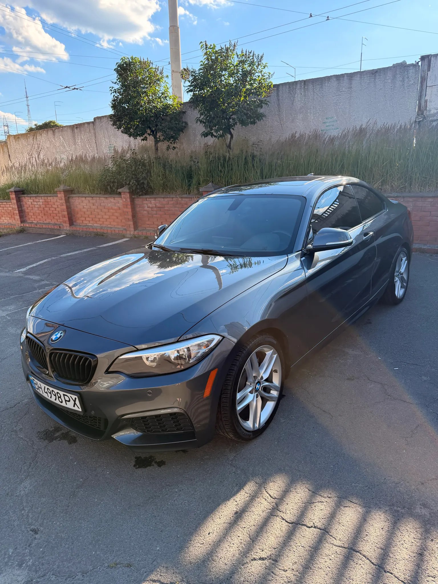 BMW 228i — фото 1