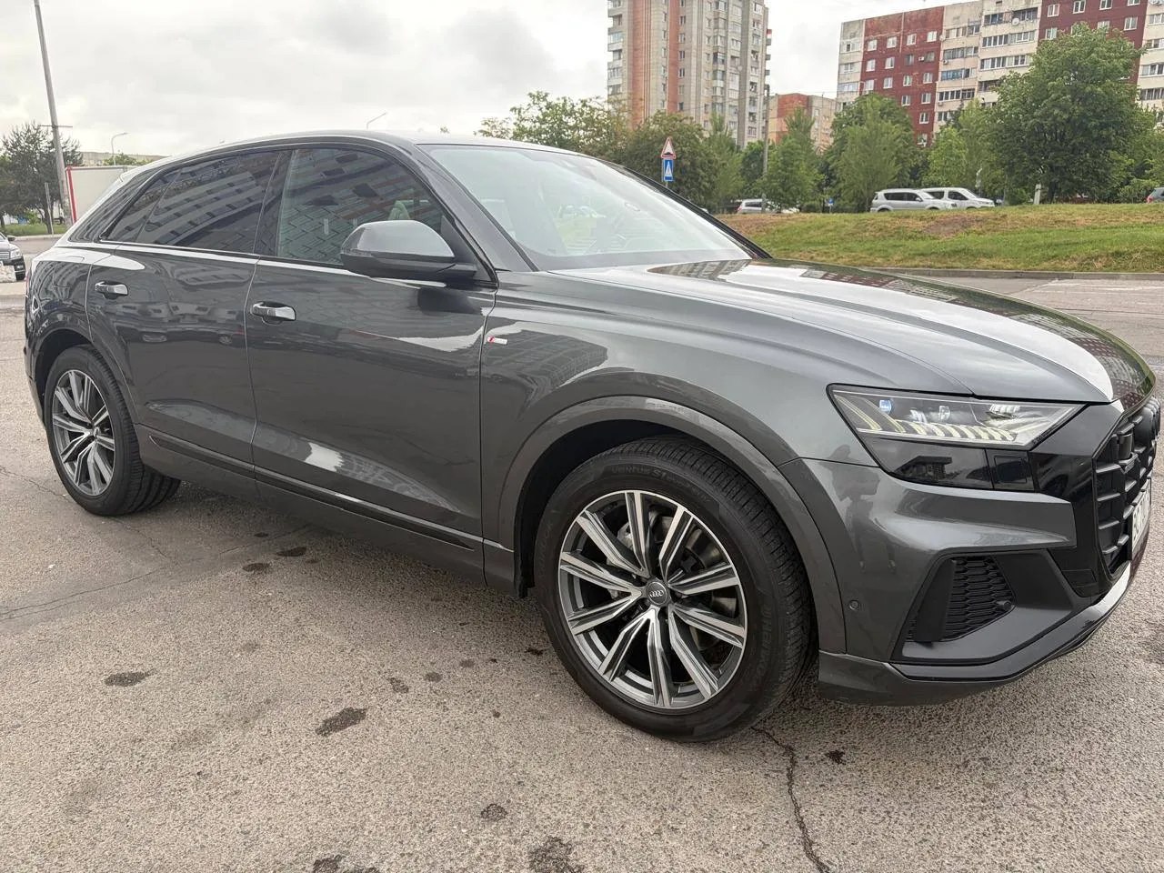 Audi Q8 S line — фото 1