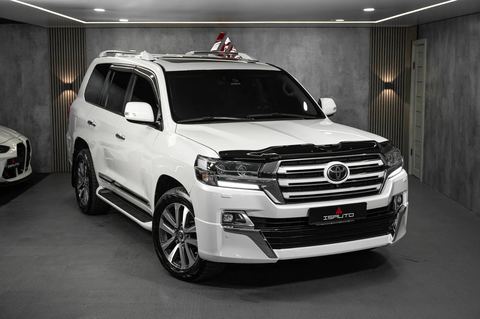 Toyota LandCruiser200 — фото 1