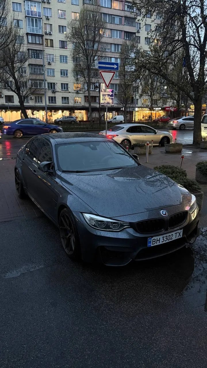 BMW M3 — фото 1
