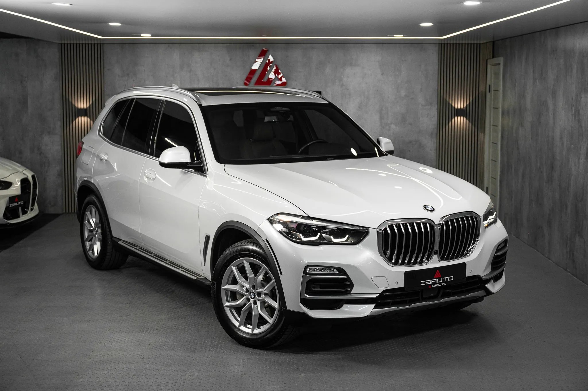 BMW X5 — фото 1