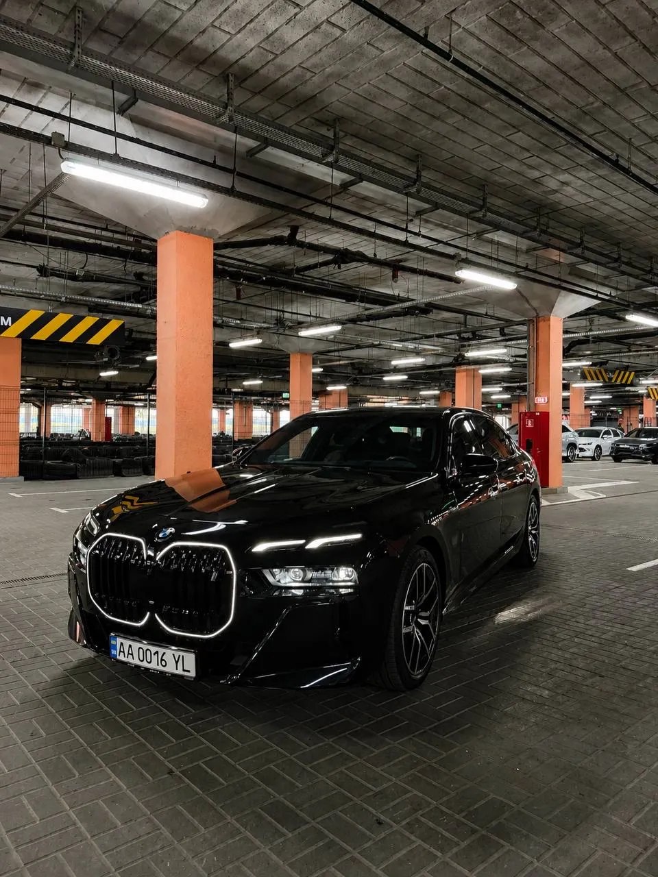 BMW 7Series i7 50 eDrive — фото 1
