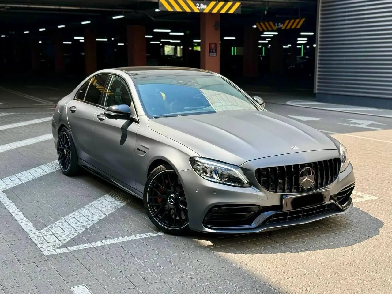 Mercedes-Benz Amg C 63 S — фото 1