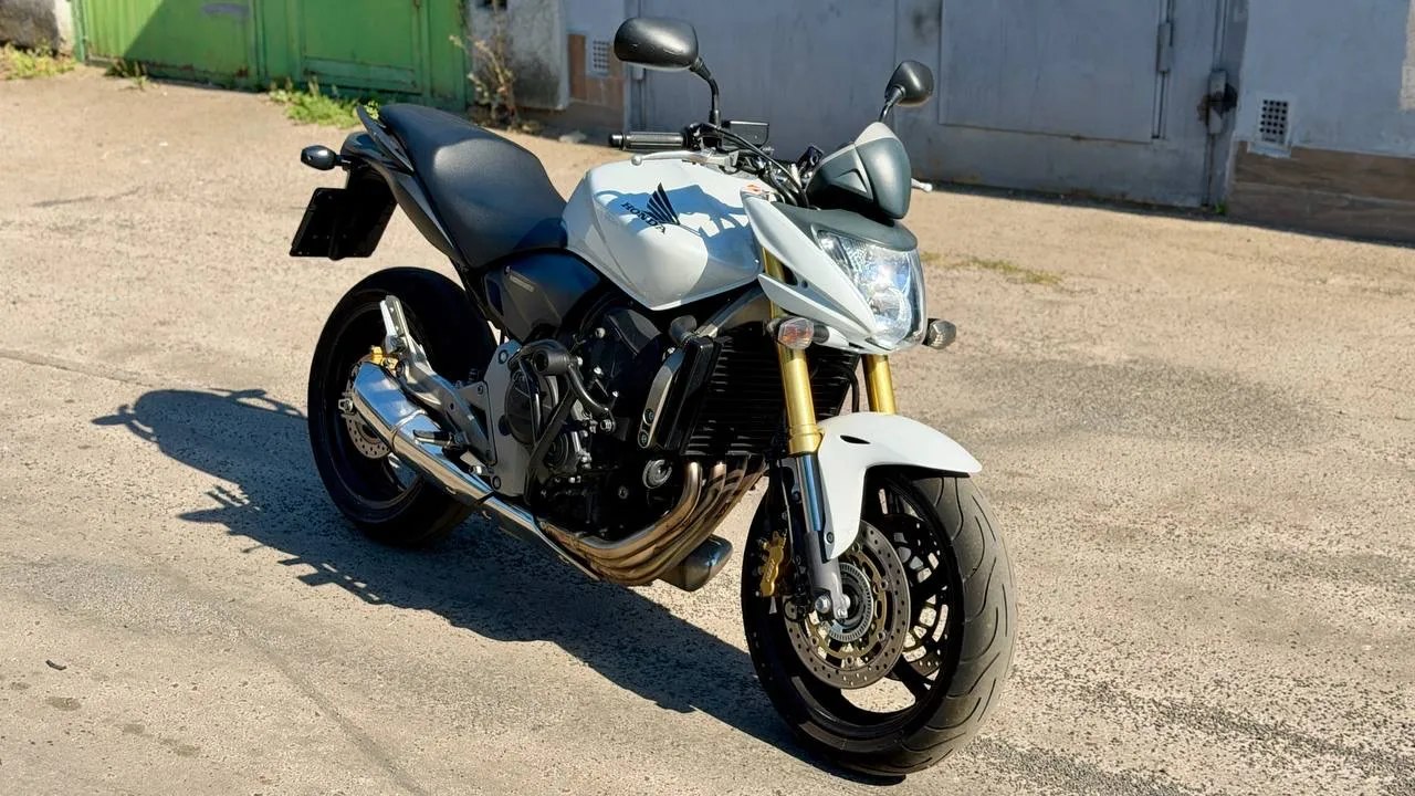 Honda Cb 600FA — фото 1