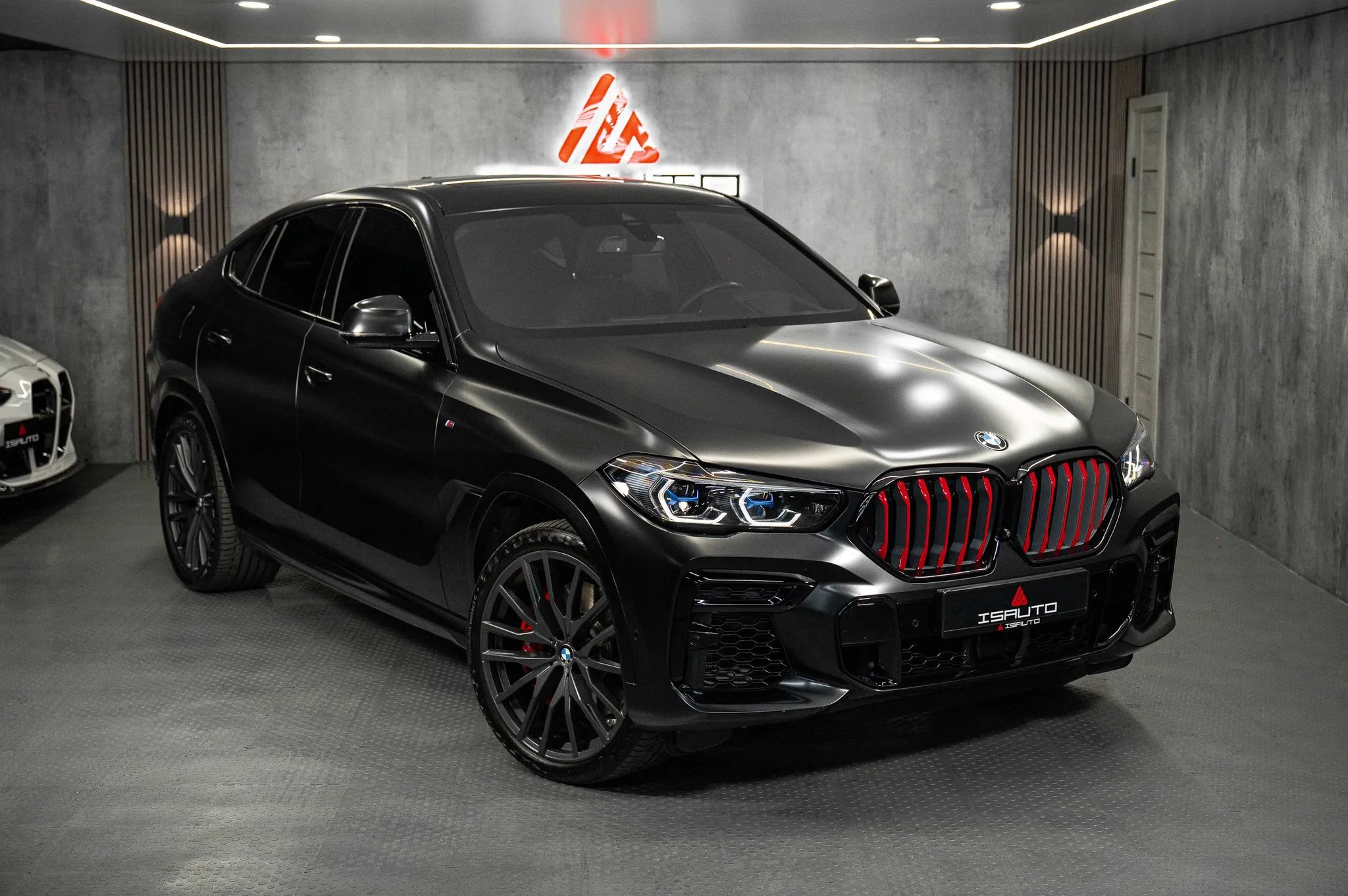 BMW X6 M50d — фото 1