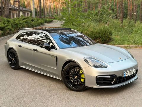 Porsche Panamera 4 E-Hybrid Sport