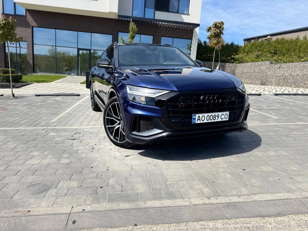 Audi SQ8 — фото 1