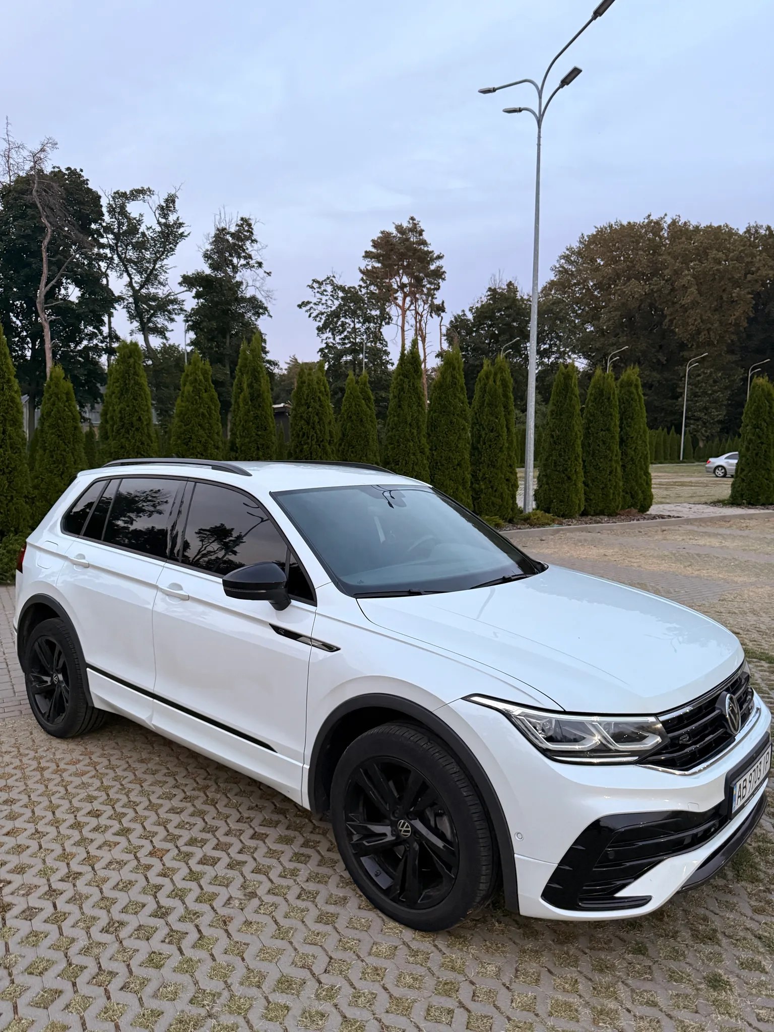 Volkswagen Tiguan R-Line — фото 1