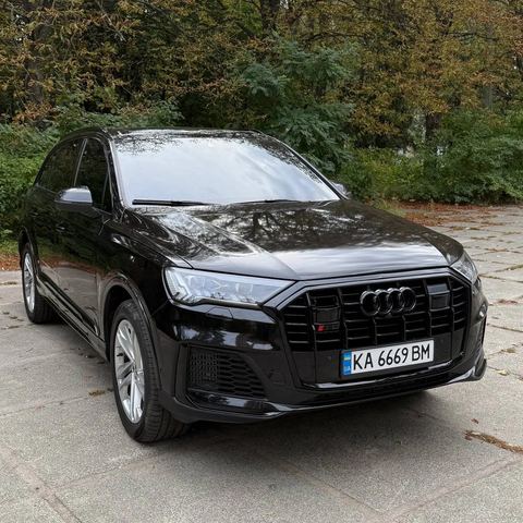 Audi Q7