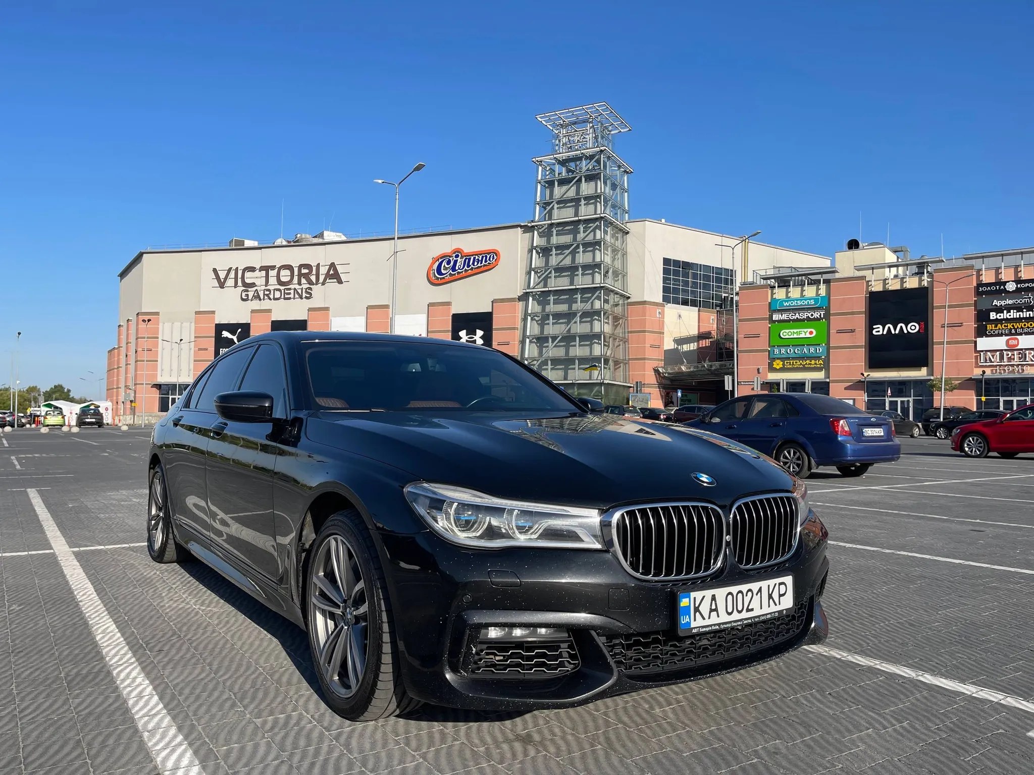 BMW 7Series 750Li xDrive — фото 1