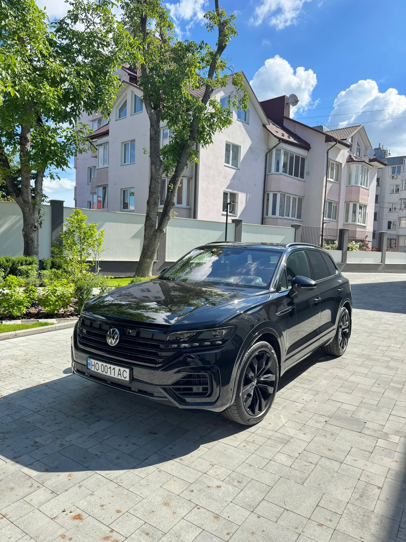Volkswagen Touareg 3.0 TFSI R-Line — фото 1
